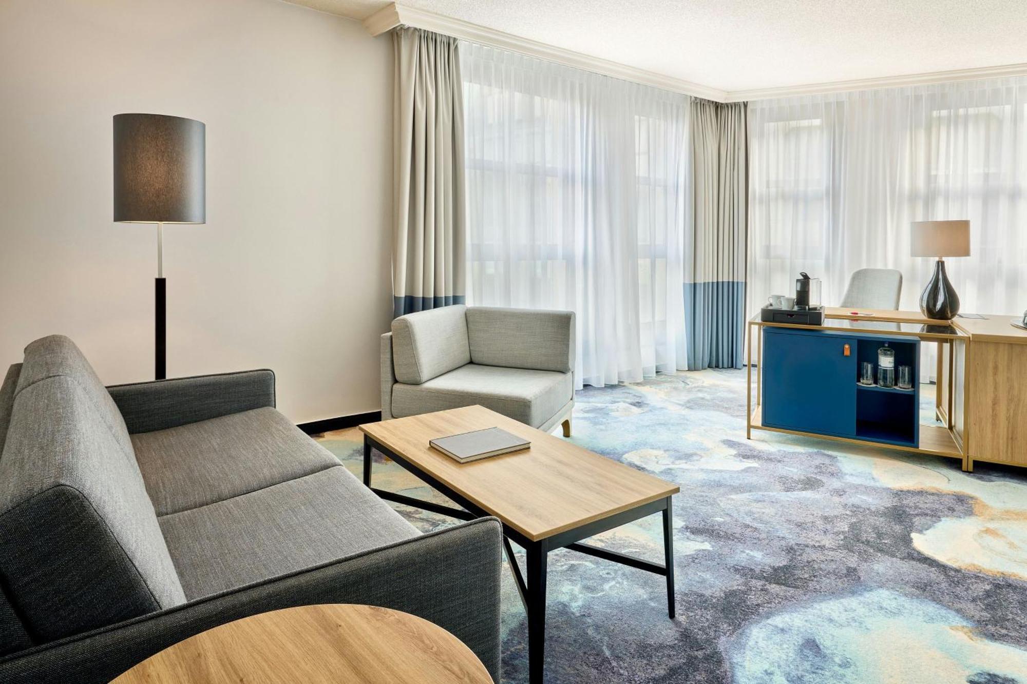 Studio-Suite mit Schlafsofa und Zugang zur Executive Lounge - größeres Studio